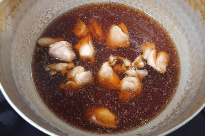 完成した淡麗鶏コクスープ
