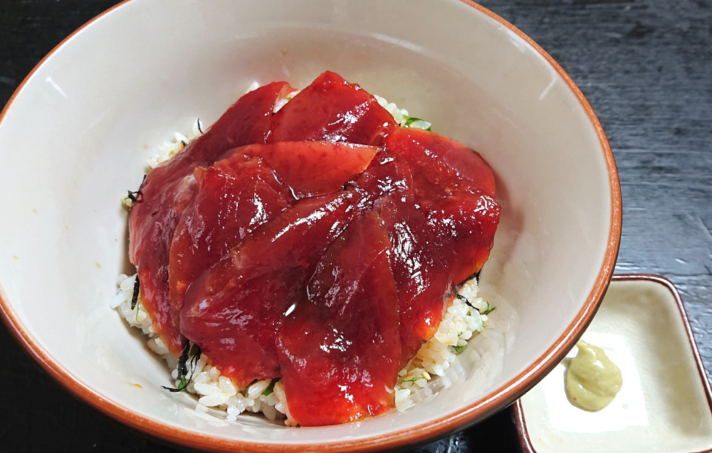 マグロ丼完成