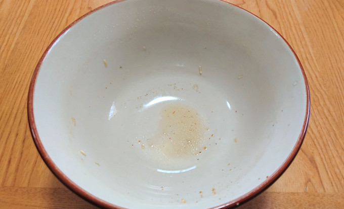 カラになった丼