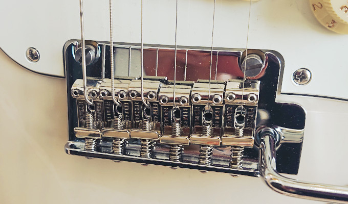 Fender ストラトキャスター ブリッジ