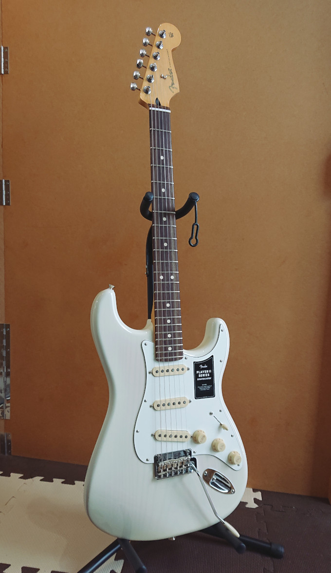 Fender PlayerII Stratocaster White Blonde　表
