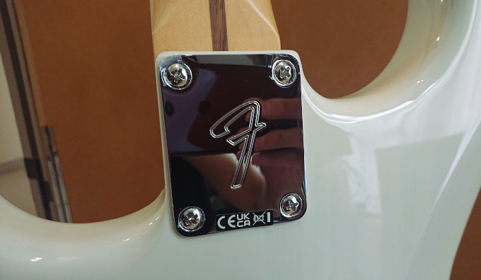 Fender PlayerII Stratocaster White Blonde　裏