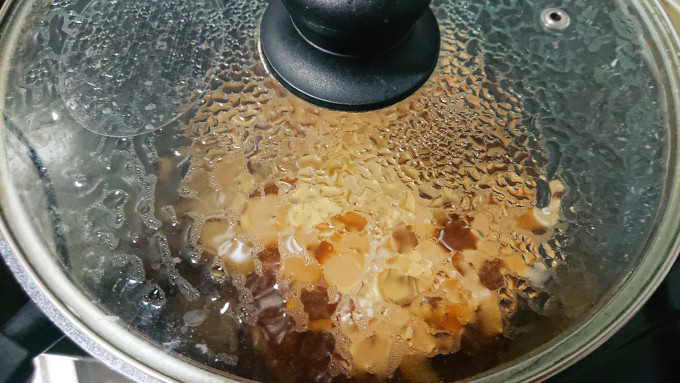 蓋をしたお鍋