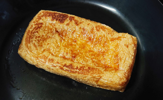 焼き上がった栃尾名産 越後あぶらげ