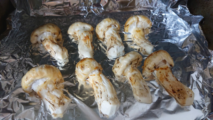 オーブンで松茸を焼く